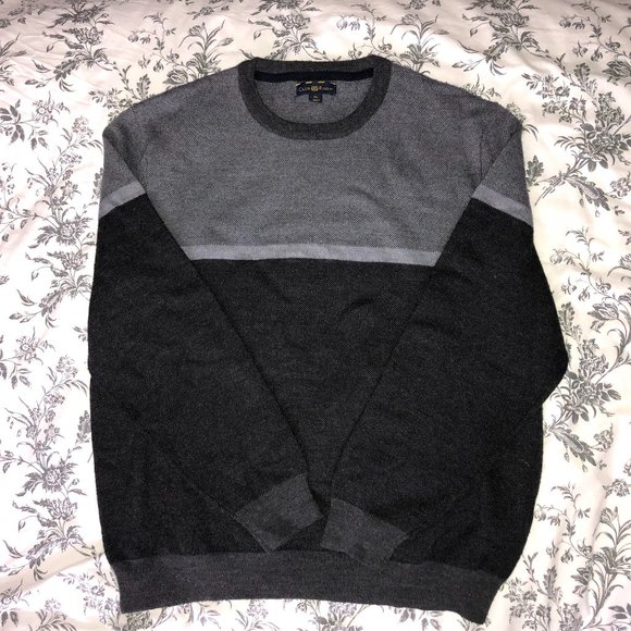 2 for $20 ❤️ Club Room Sweater - Picture 2 of 2